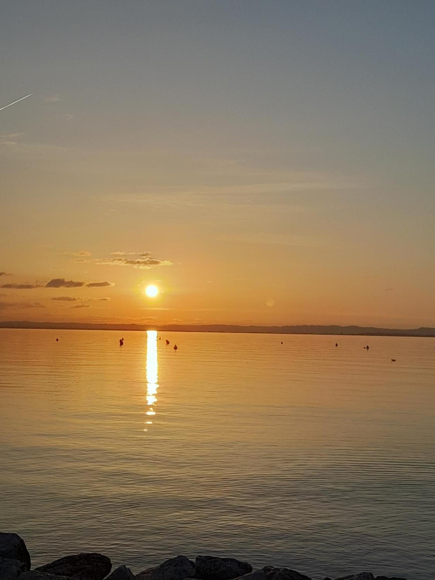 Mahatma Residence Lake View Lazise Quarto foto